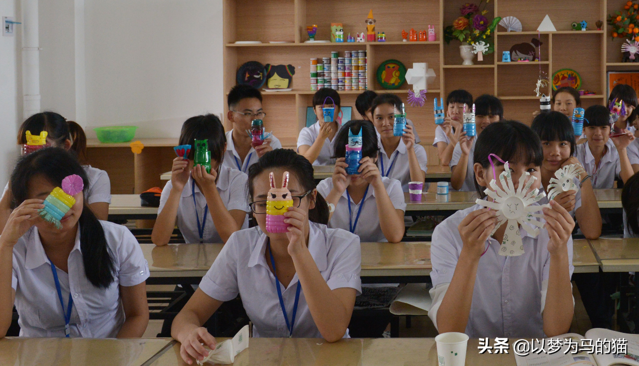 大学专业有哪些(理科女生大专热点专业)