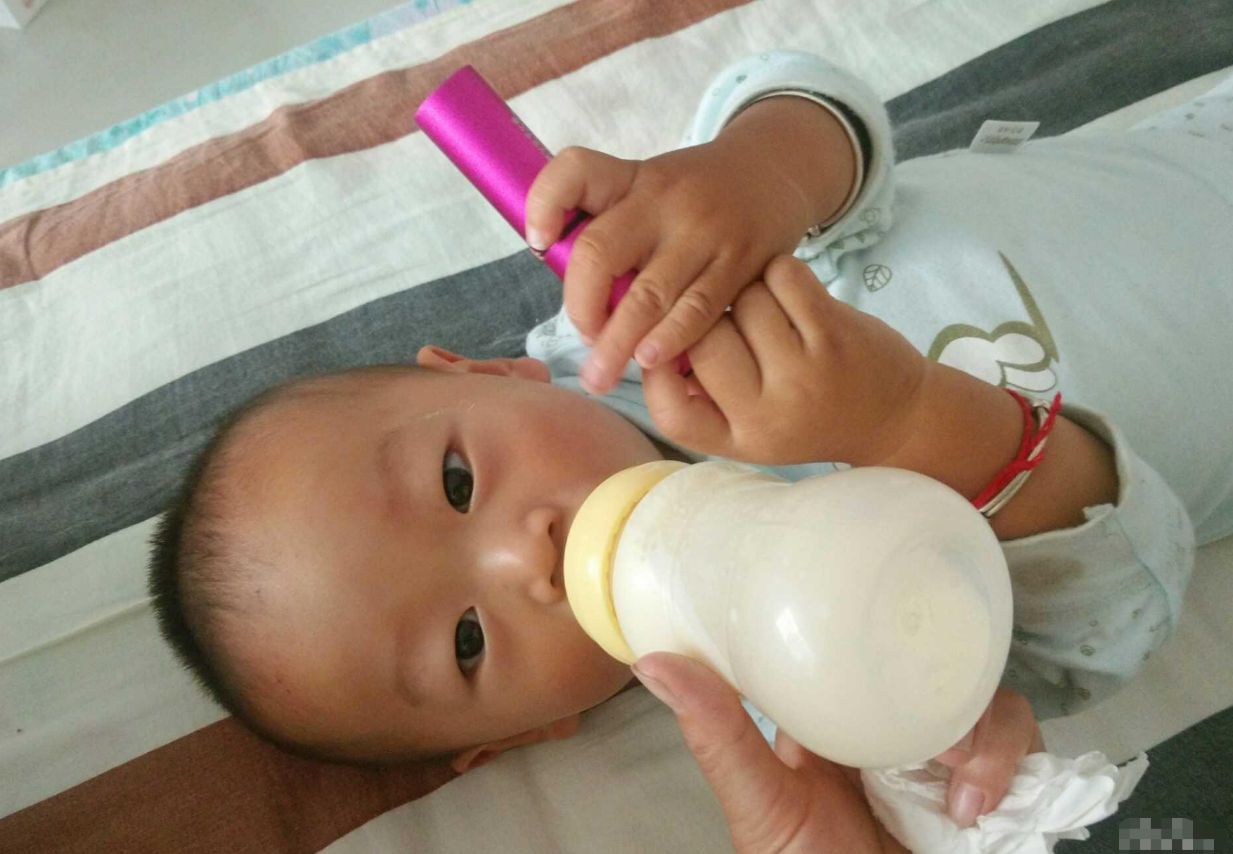 若何夹杂豢养(几小时涨奶才算奶水足)