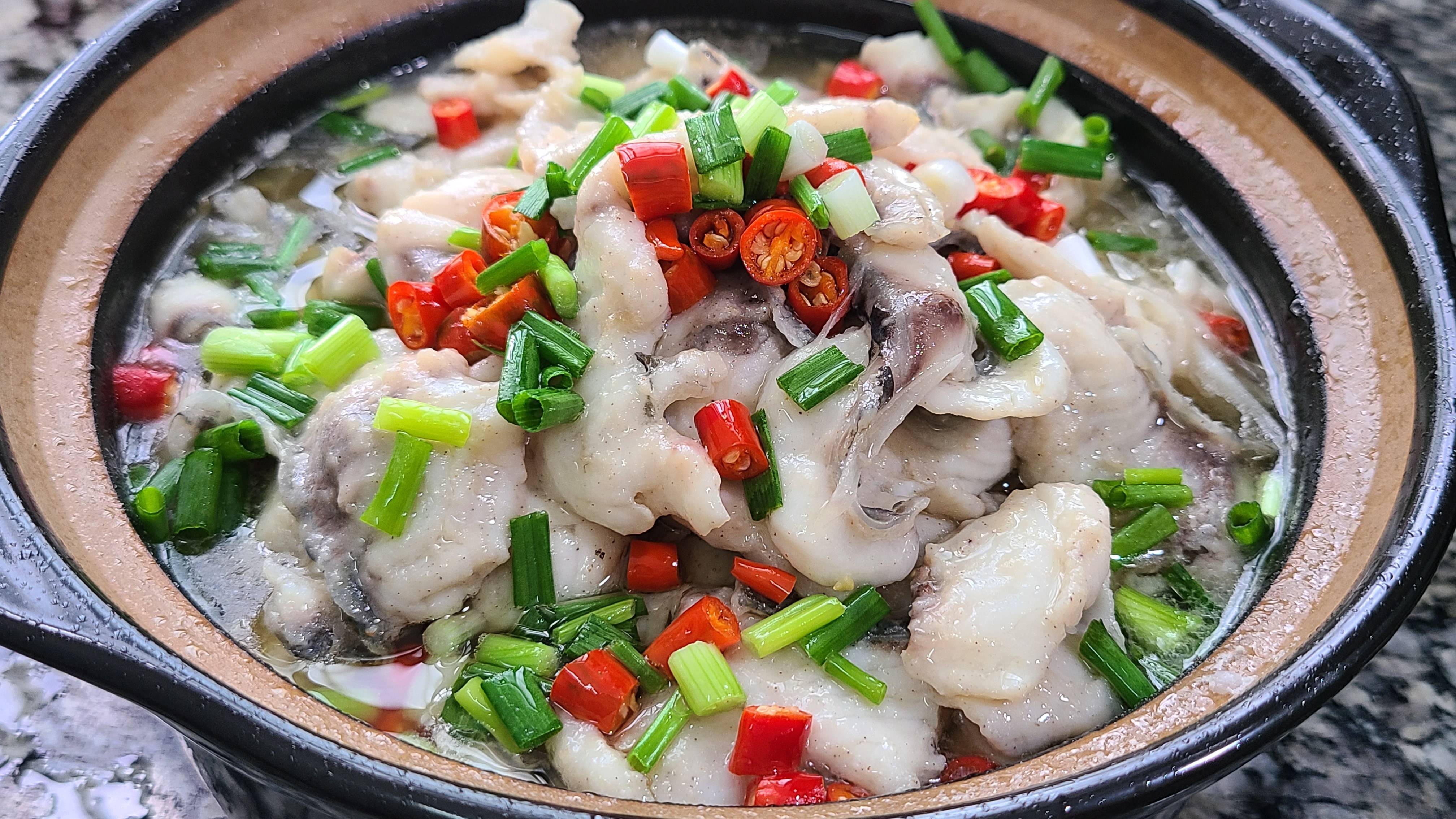 若何做鱼好吃(若何炖鱼好吃又简略)