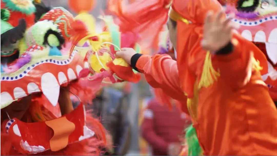 节日告白（10大典范春节告白让典范永传播）