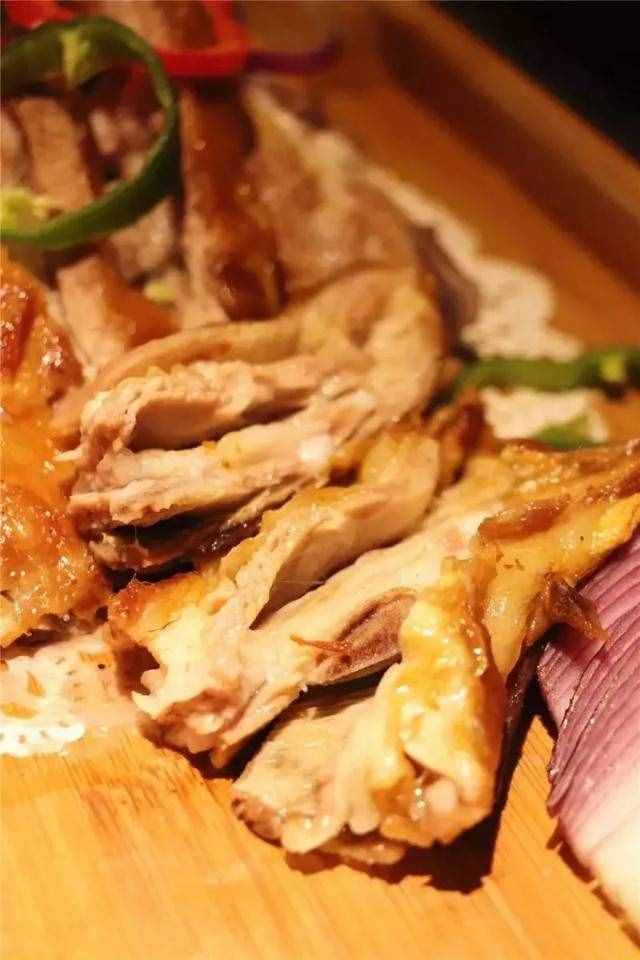 新疆饭馆（乌鲁木齐必吃的11家新疆餐厅）