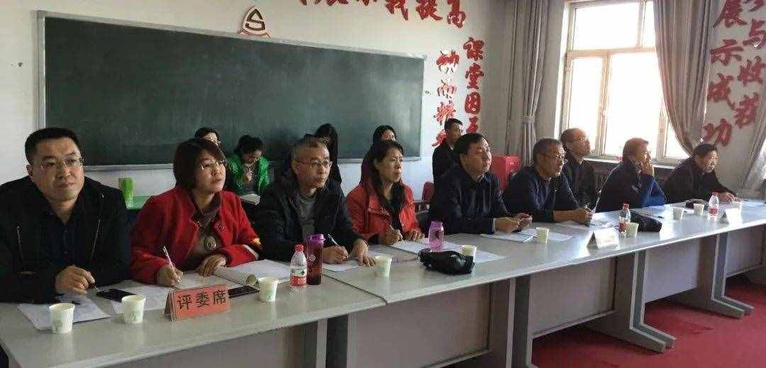 乌兰察布阛阓宁一中（集宁一中榆树湾校区进行第二届）