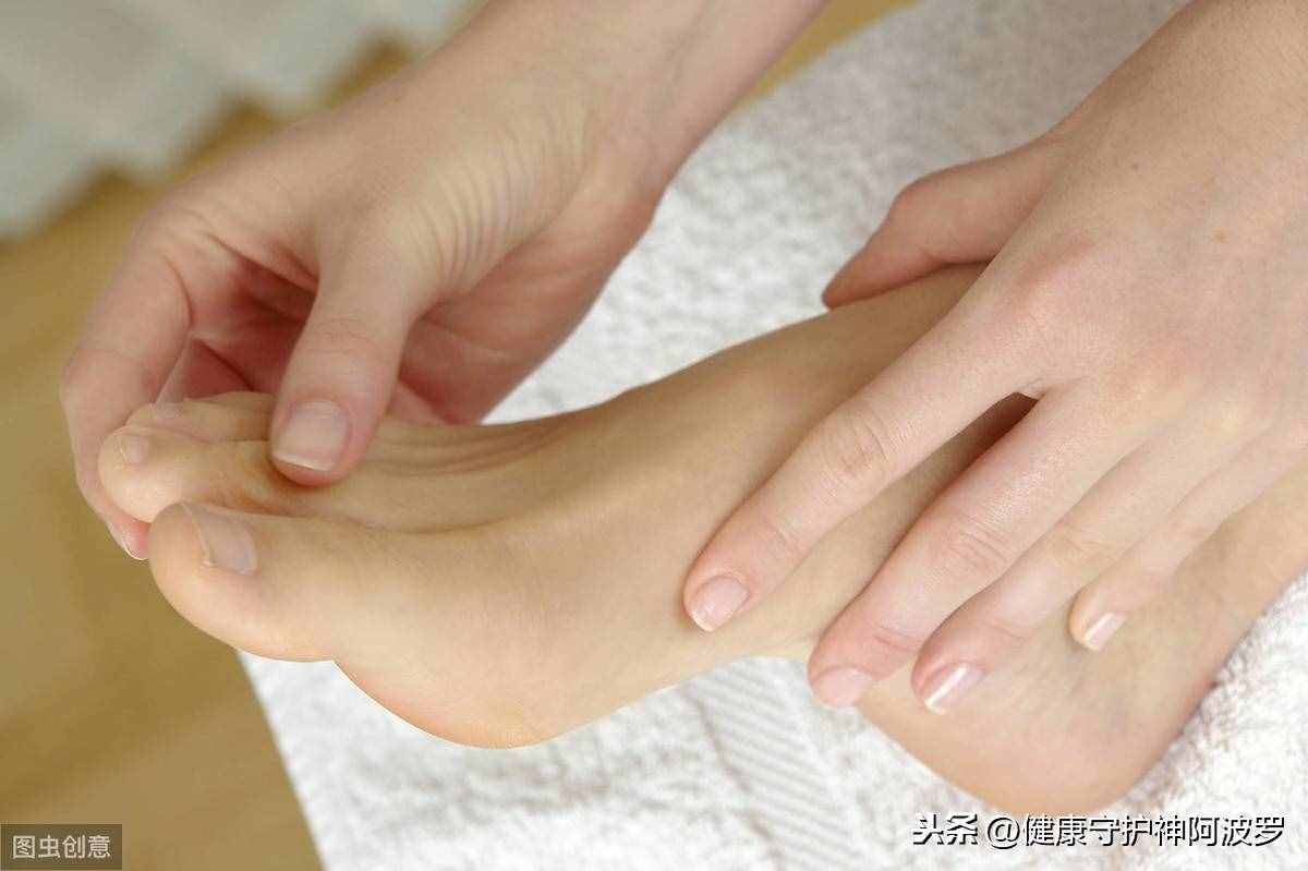 治脚气的最好方式（一招教你阔别和根治“脚气”足）
