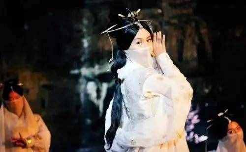 汉武帝的李夫人（李夫人凭仗甚么成为汉武帝的白月光！）