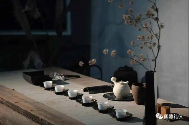 吃茶品茗礼节（茶道常识12懂礼节）