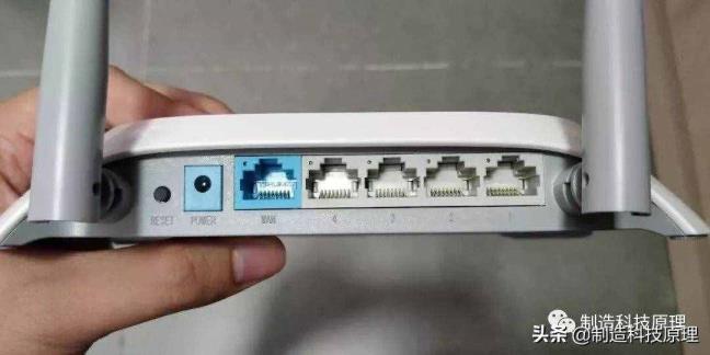 若何进入路由器设置界面（若何登录路由器设置页面）