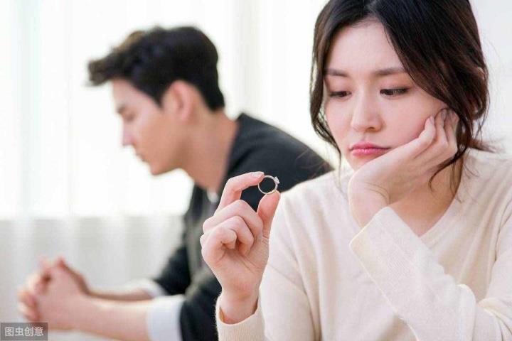 毛囊炎吃甚么药（毛囊炎为甚么会频频呈现？）