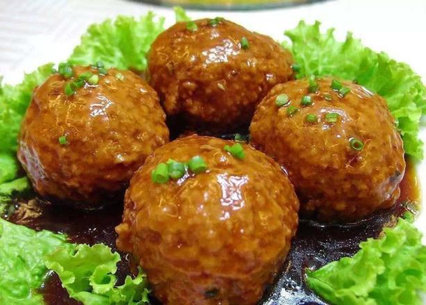 怎样做牛肉狮子头