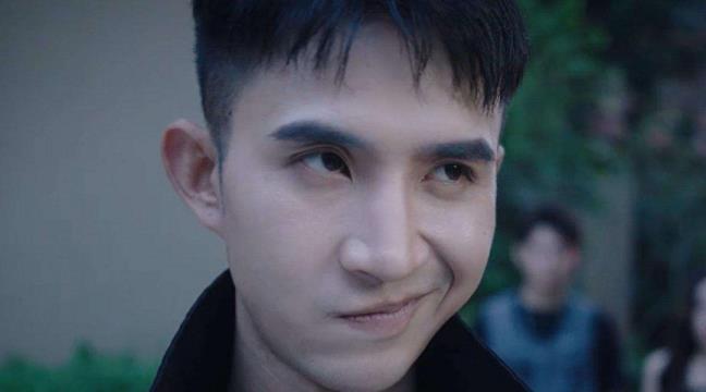 龙王歪嘴战神甚么梗