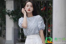 泡泡袖上衣搭甚么下装