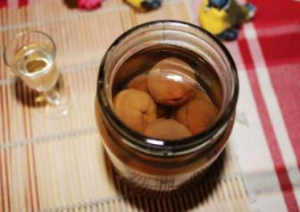 荔枝泡酒能够第二天再加酒吗1