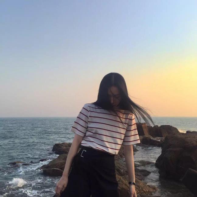 女生句子简略洁净霸气