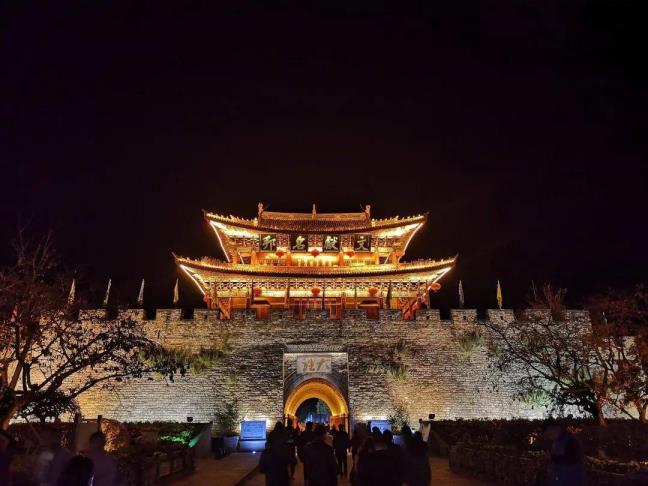 大理住那边好(大理住双廊好仍是古城四周好)