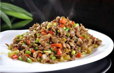 鸡胗炒酸豆角